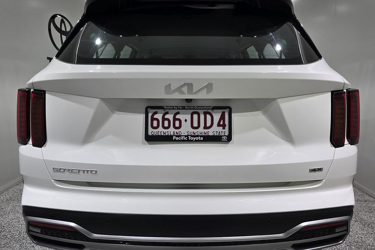 2023 Kia Sorento S MQ4