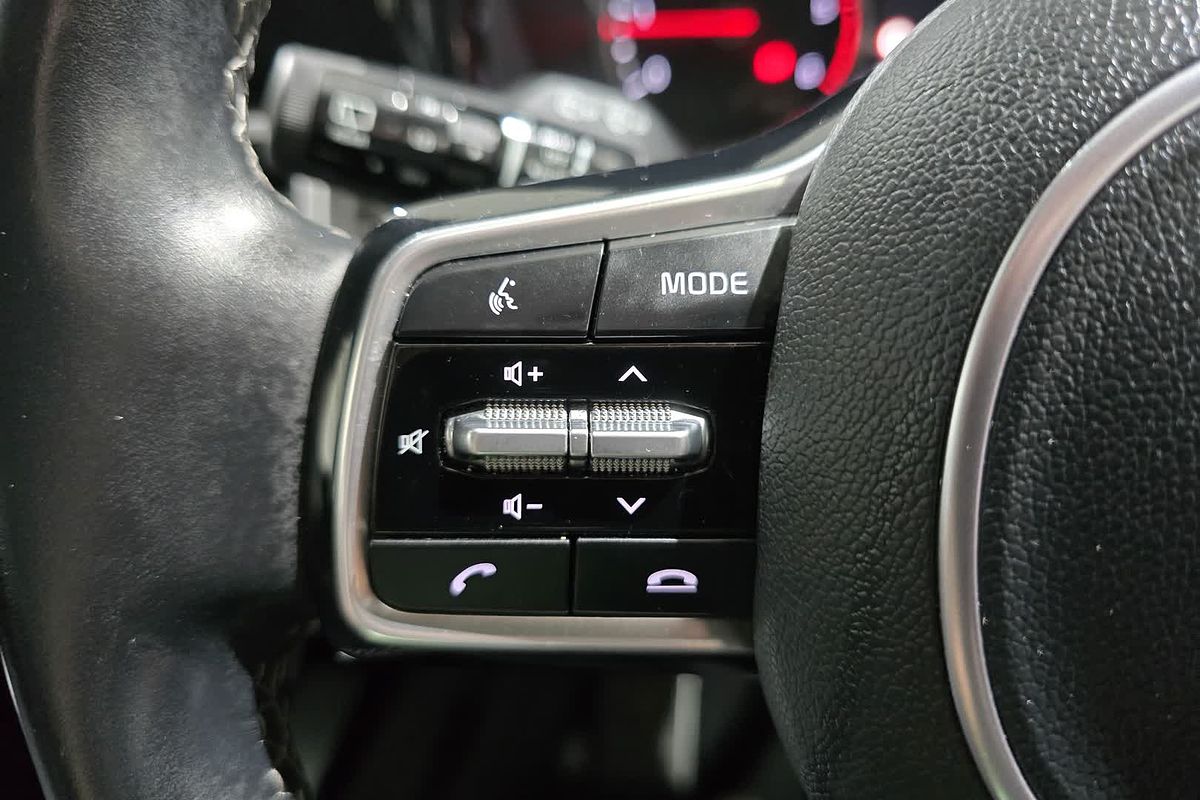 2023 Kia Sorento S MQ4