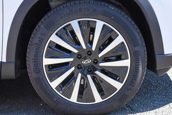 2025 Chery Tiggo 8 Super Hybrid Ultimate T31