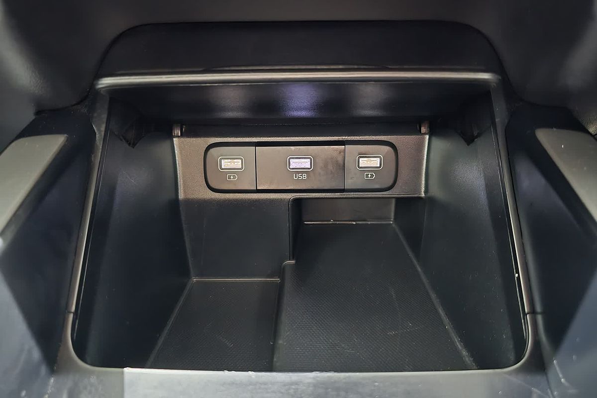 2023 Kia Sorento S MQ4