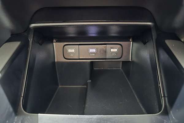 2023 Kia Sorento S MQ4