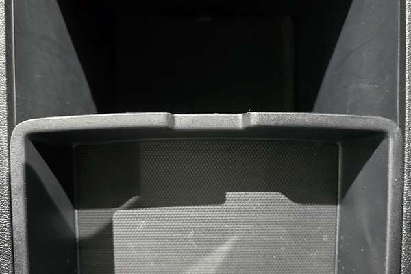 2023 Kia Sorento S MQ4