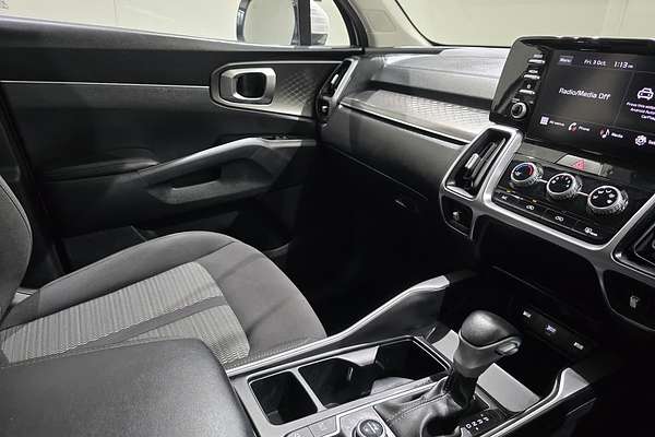 2023 Kia Sorento S MQ4