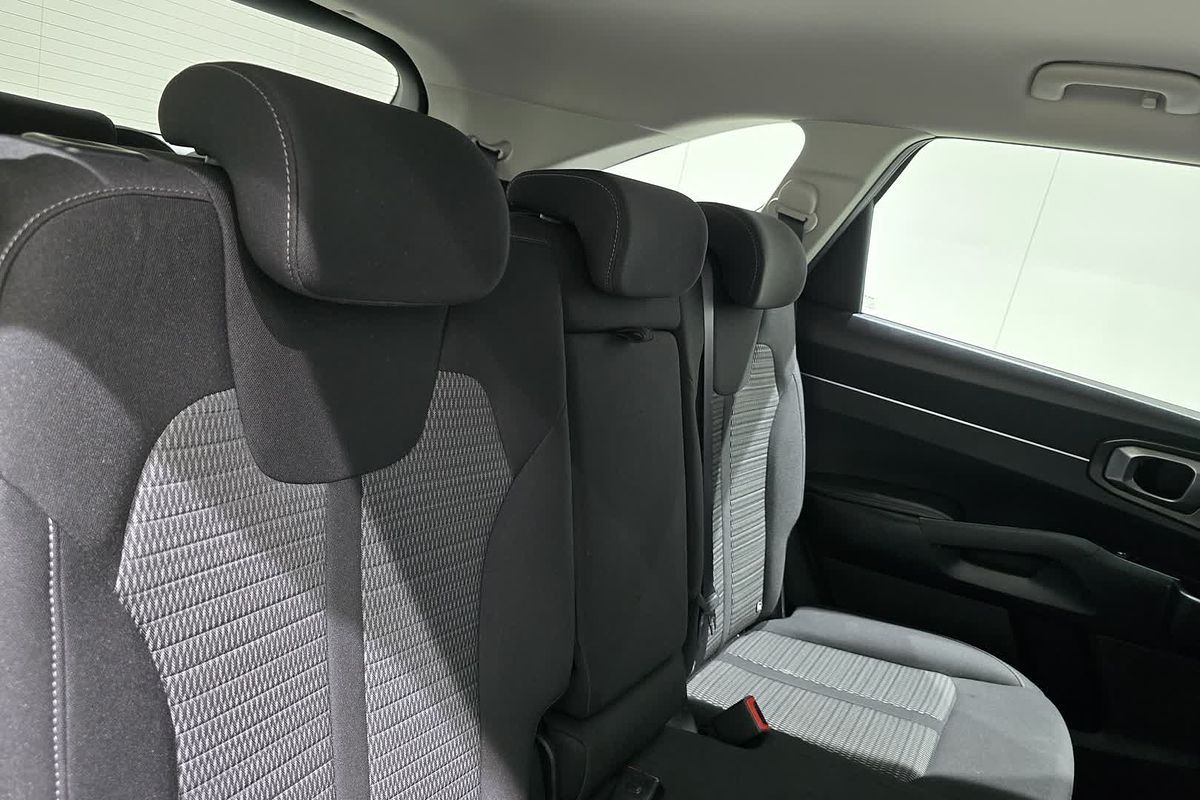 2023 Kia Sorento S MQ4