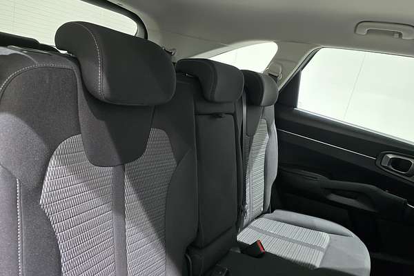 2023 Kia Sorento S MQ4