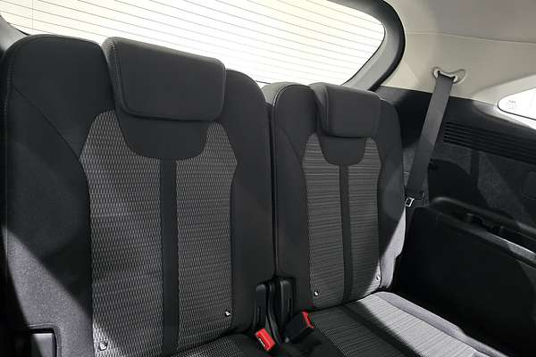 2023 Kia Sorento S MQ4