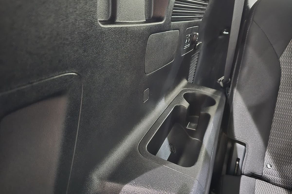 2023 Kia Sorento S MQ4