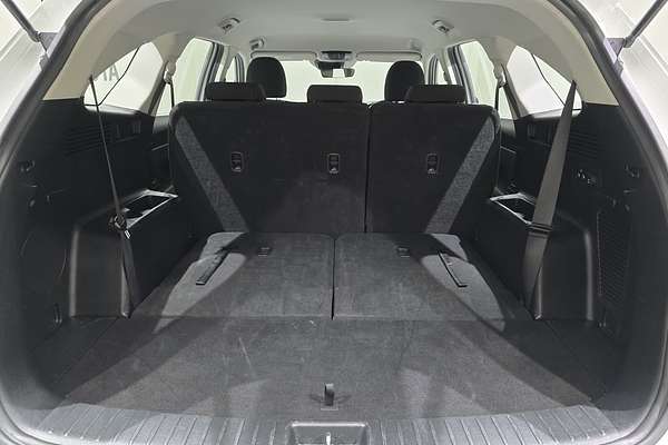 2023 Kia Sorento S MQ4