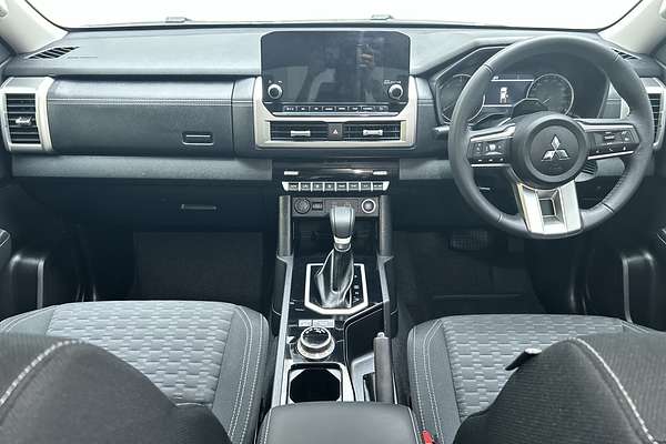 2024 Mitsubishi Triton GLS MV 4X4