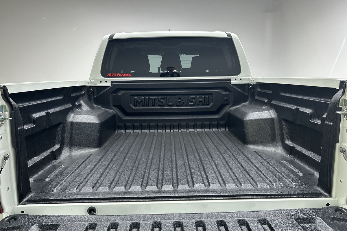 2024 Mitsubishi Triton GLS MV 4X4