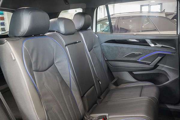 2025 Volkswagen Tayron 195TSI R-Line R4