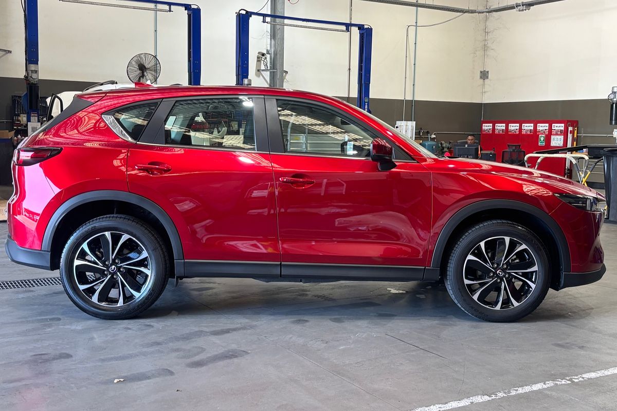 2024 Mazda CX-5 G25 Touring KF Series