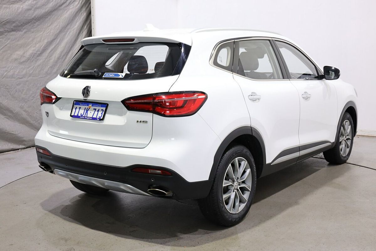 2024 MG HS Vibe SAS23