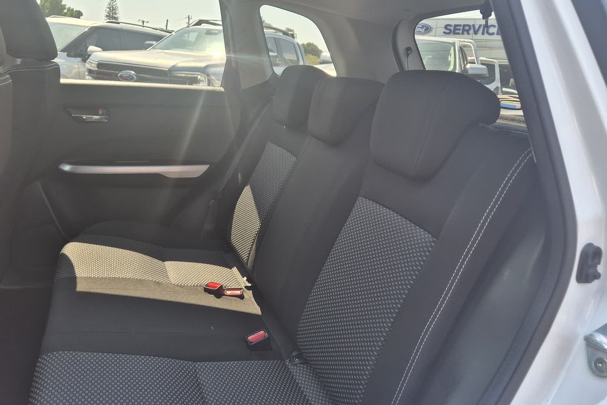 2016 Suzuki Vitara RT-S LY