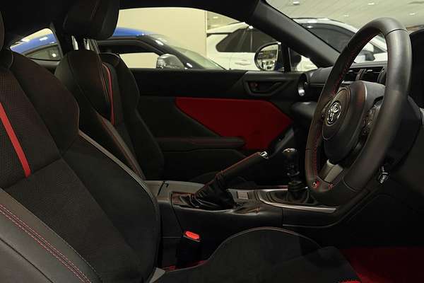 2024 Toyota GR86 GTS ZN8