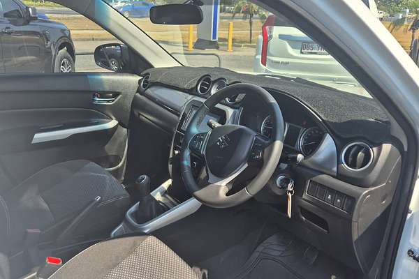 2016 Suzuki Vitara RT-S LY