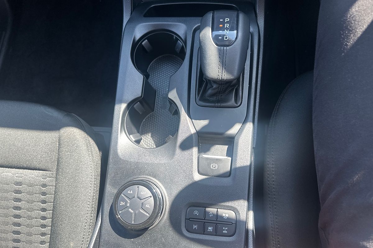 2024 Ford Everest Ambiente 2.0L