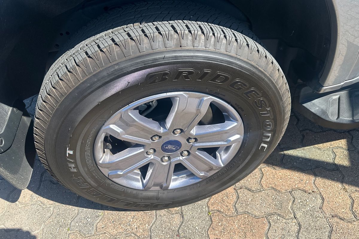 2024 Ford Everest Ambiente 2.0L