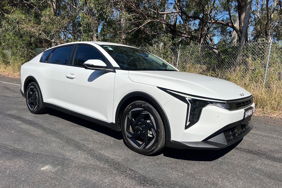 2024 Kia K4 Sport CL4m