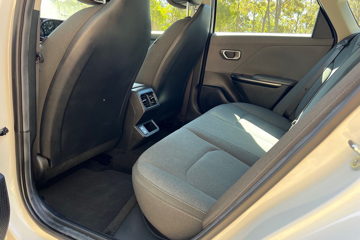 2024 Kia K4 Sport CL4m