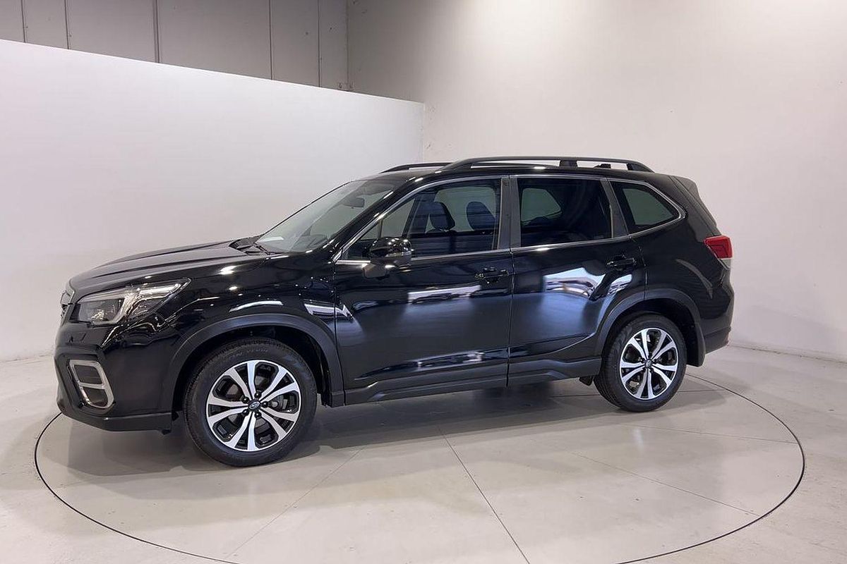 2021 Subaru Forester 2.5i Premium S5