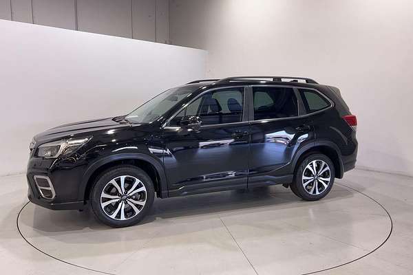 2021 Subaru Forester 2.5i Premium S5