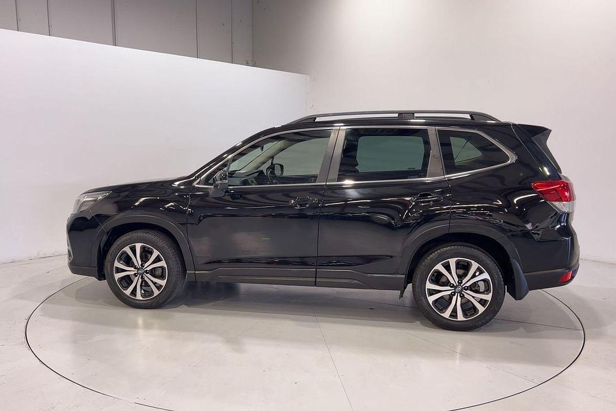 2021 Subaru Forester 2.5i Premium S5
