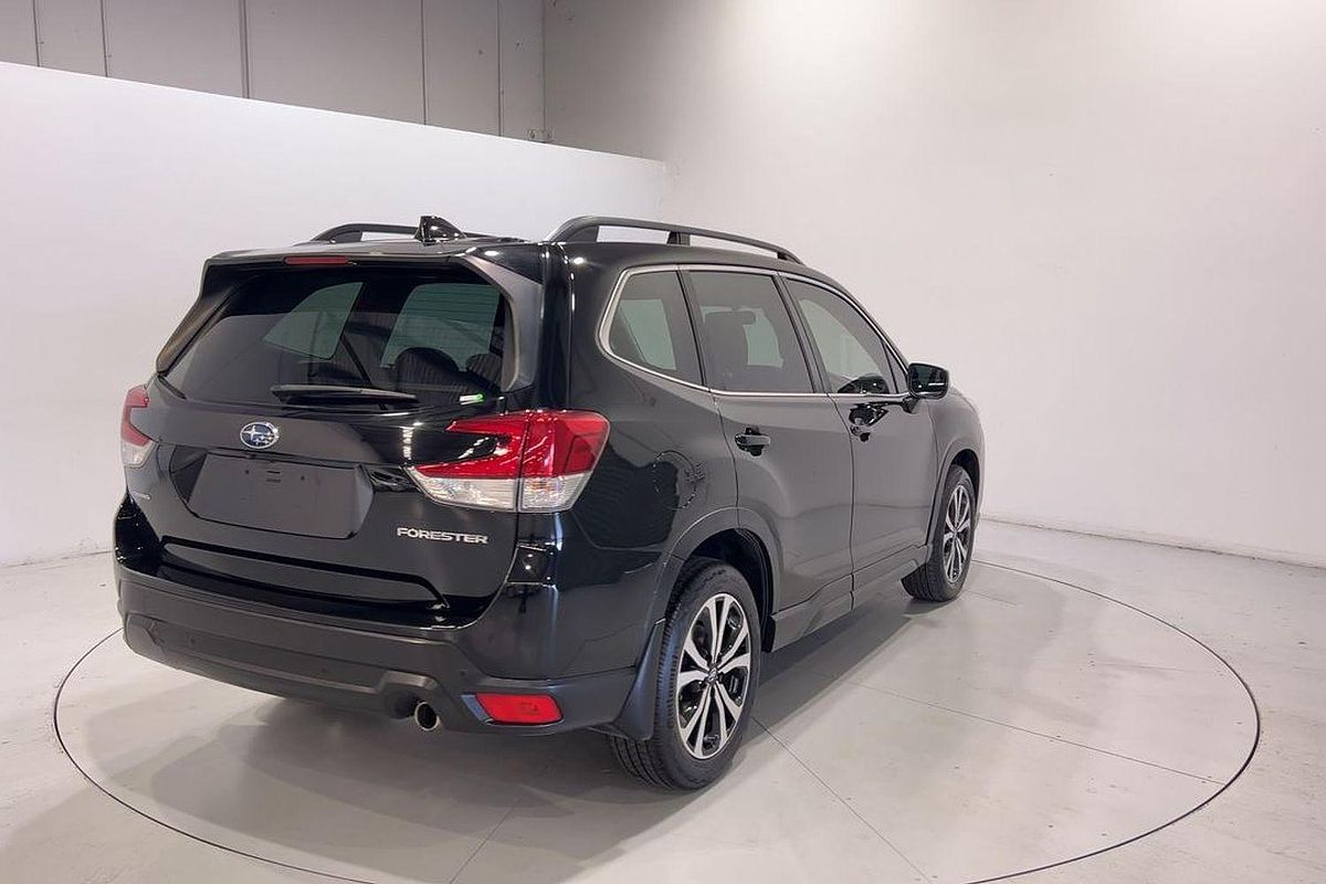 2021 Subaru Forester 2.5i Premium S5