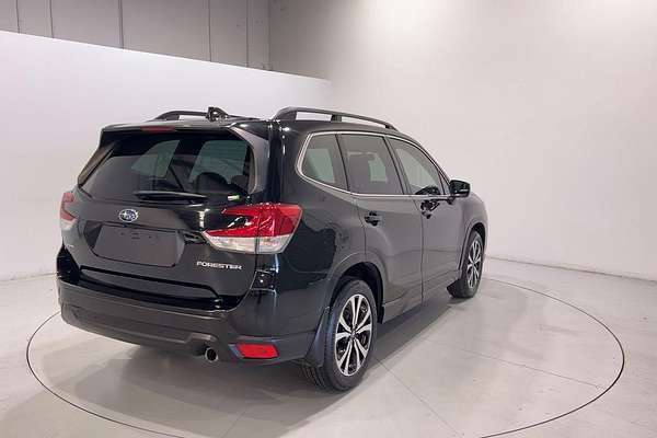 2021 Subaru Forester 2.5i Premium S5