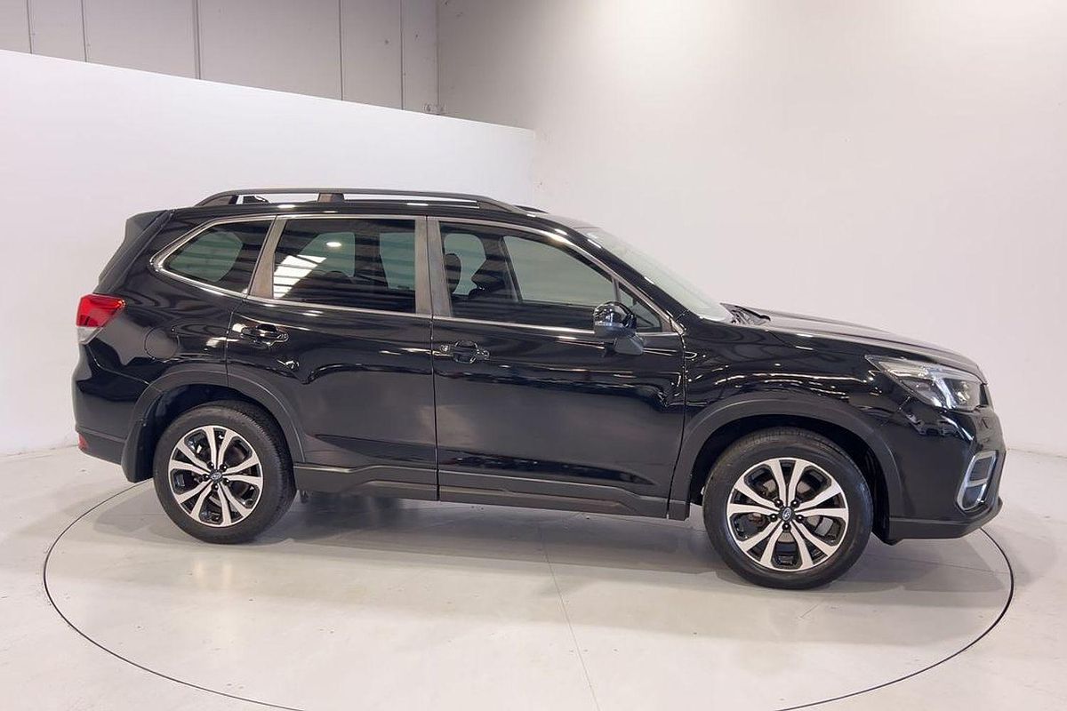 2021 Subaru Forester 2.5i Premium S5