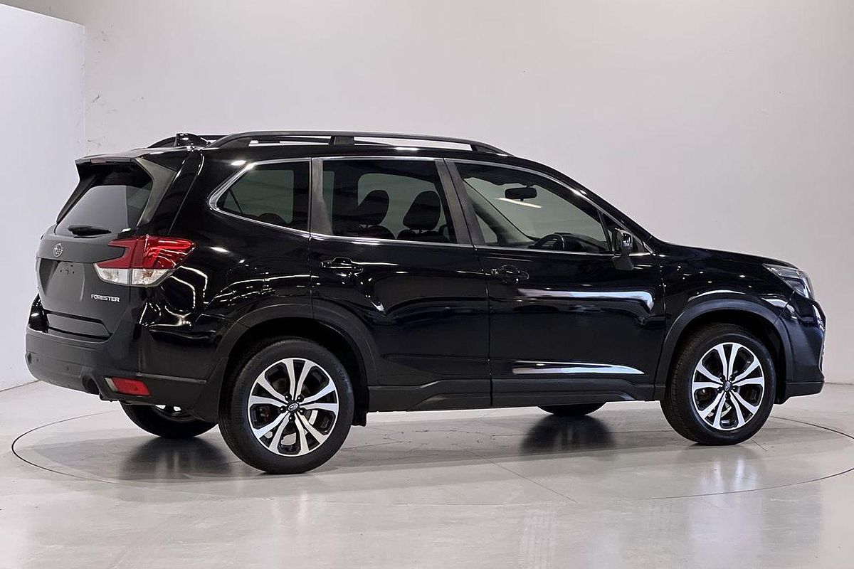 2021 Subaru Forester 2.5i Premium S5