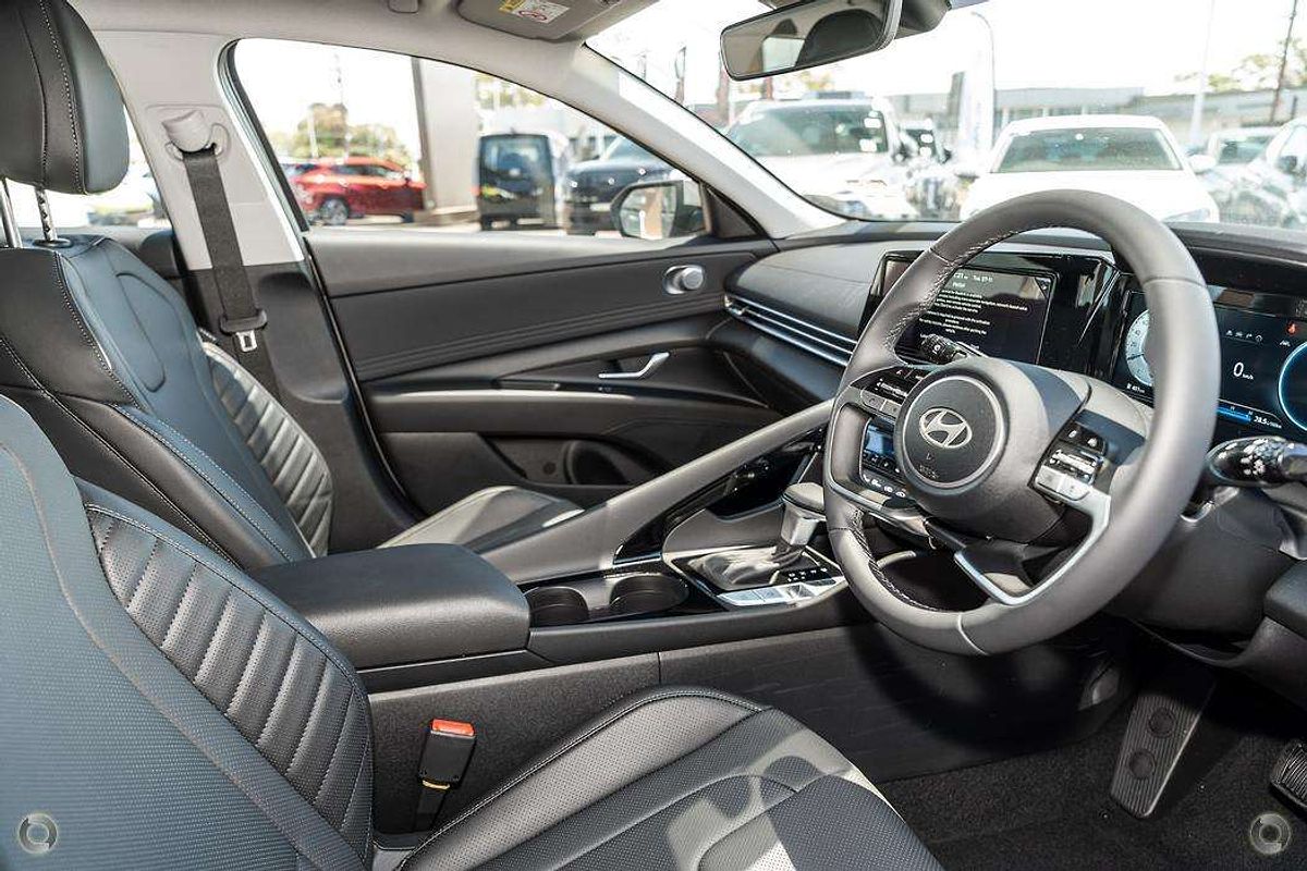 2025 Hyundai i30 Elite Hybrid CN7.V2