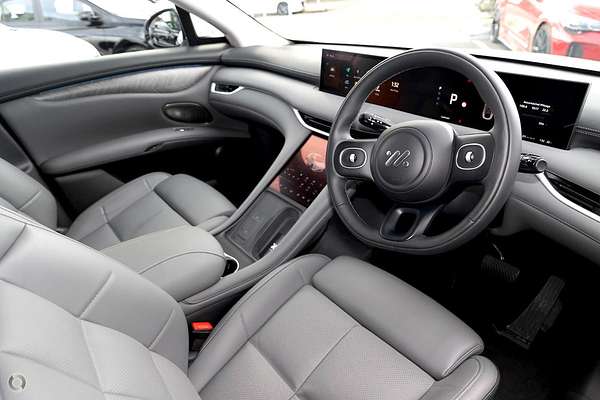 2025 MG IM6 Performance S12L