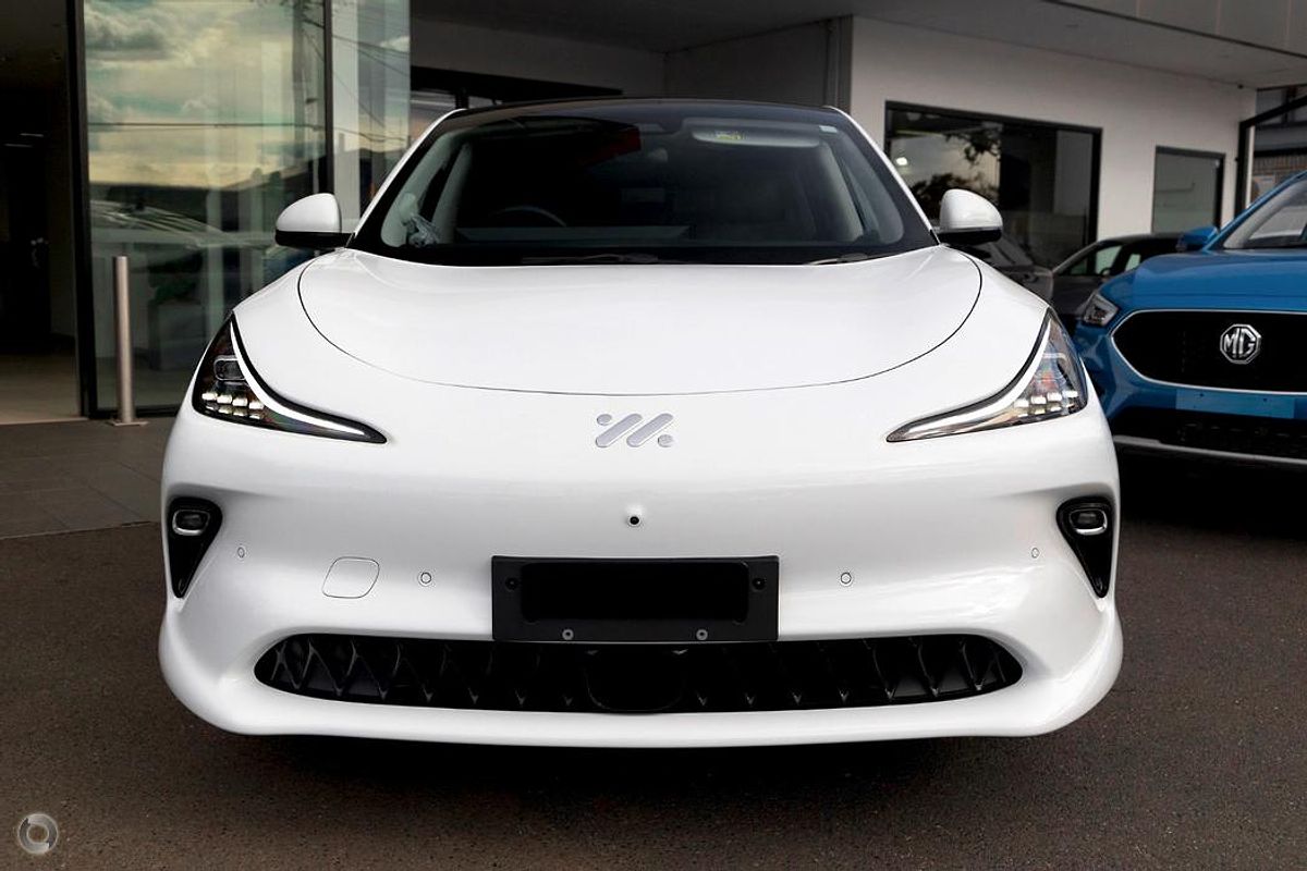 2025 MG IM6 Performance S12L