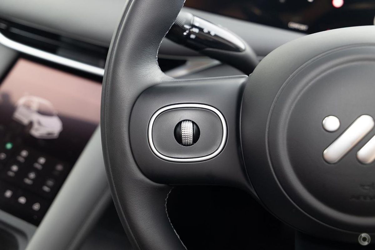 2025 MG IM6 Performance S12L