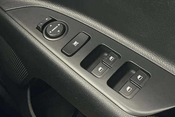 2022 Kia Stonic S YB