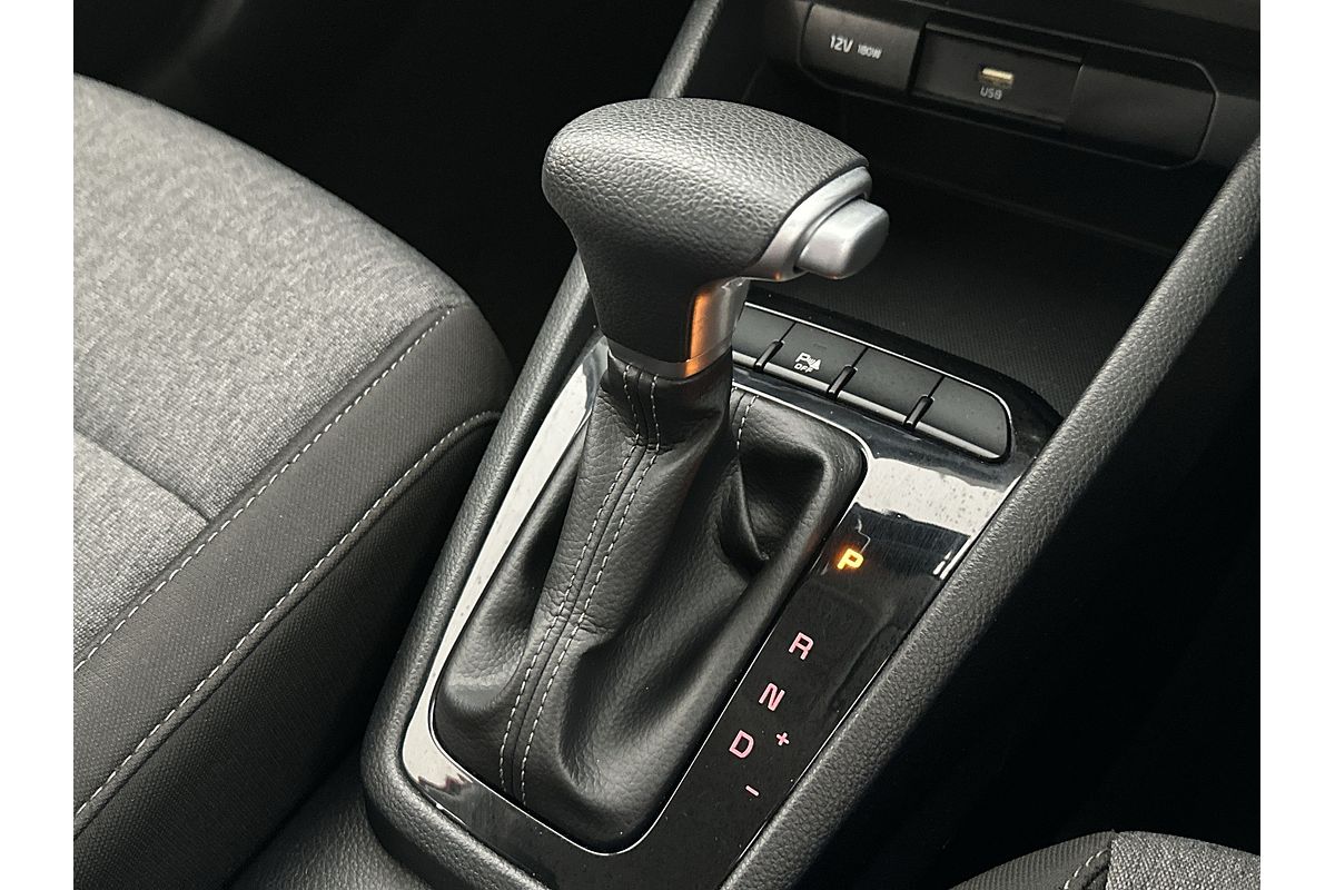 2022 Kia Stonic S YB