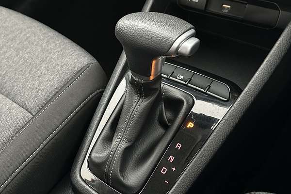2022 Kia Stonic S YB