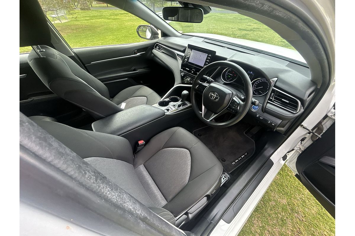 2021 Toyota Camry Ascent AXVH70R