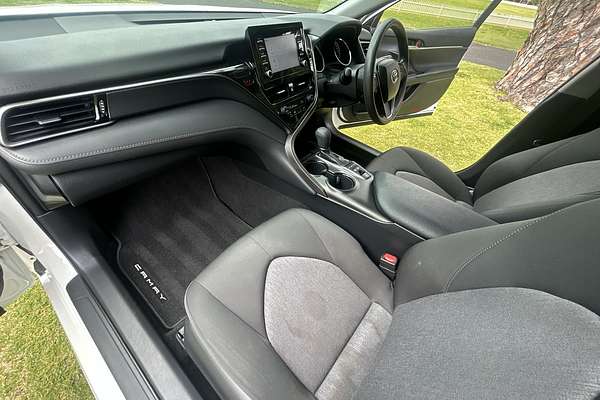 2021 Toyota Camry Ascent AXVH70R