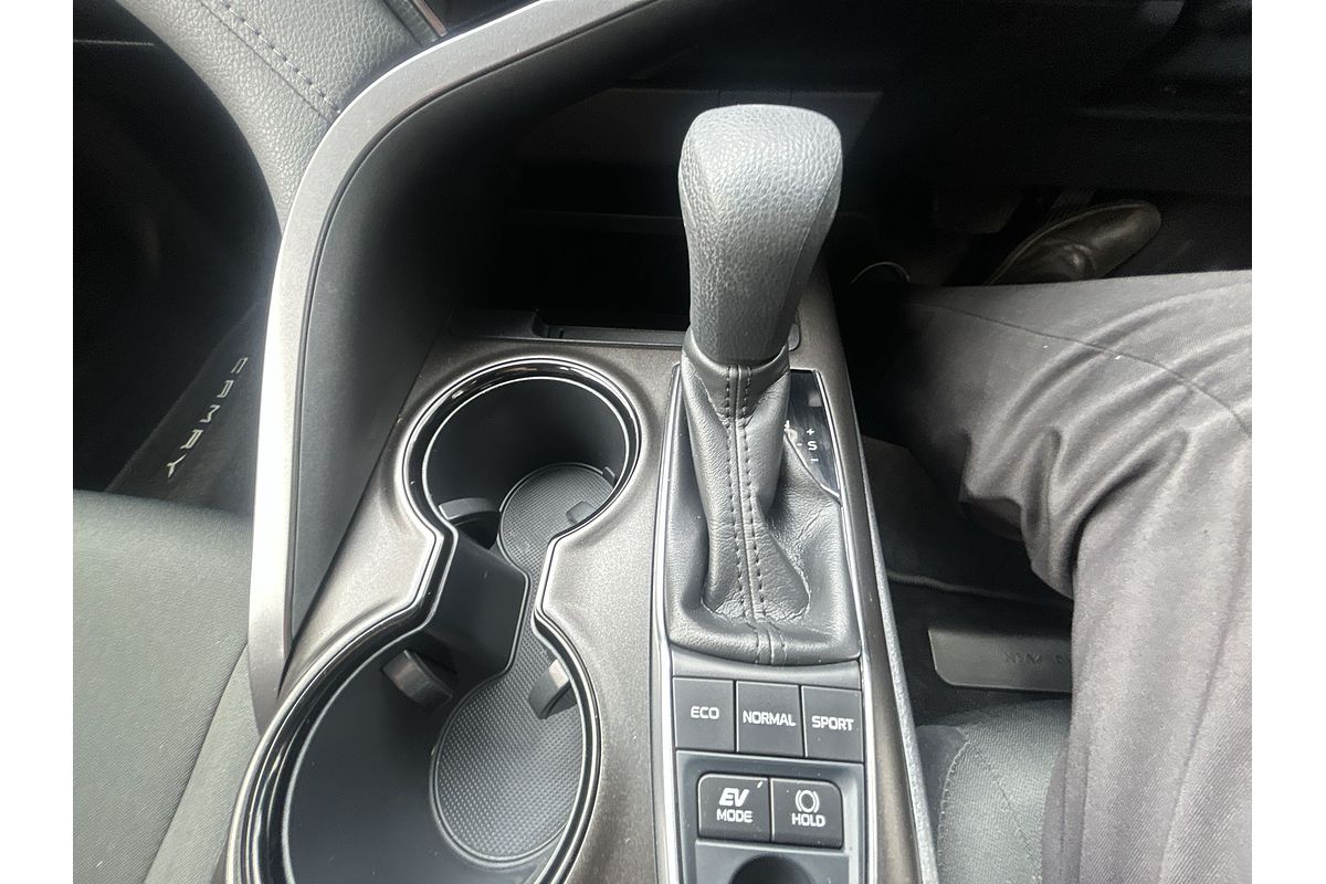 2021 Toyota Camry Ascent AXVH70R