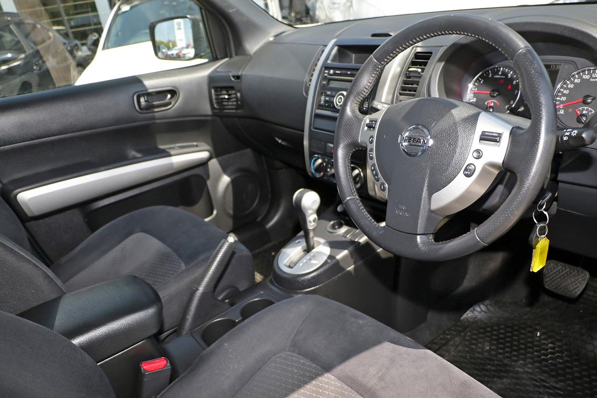 2011 Nissan X-TRAIL ST T31