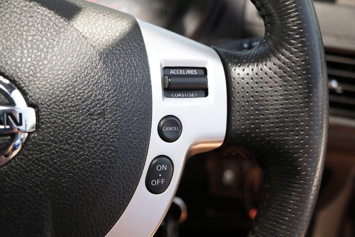 2011 Nissan X-TRAIL ST T31