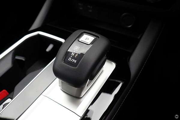 2025 Mitsubishi Outlander LS ZM