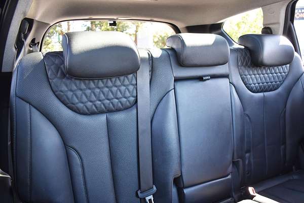 2019 Hyundai Santa Fe Highlander TM.2