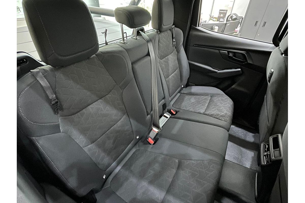 2025 Isuzu D-MAX X-RIDER 4X4