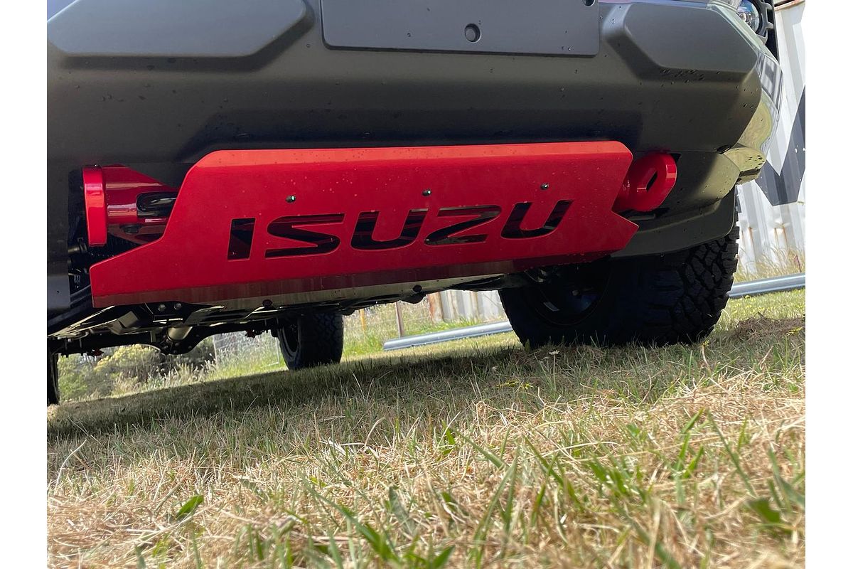 2025 Isuzu D-MAX BLADE 4X4