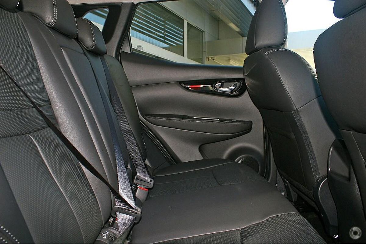 2017 Nissan QASHQAI Ti J11