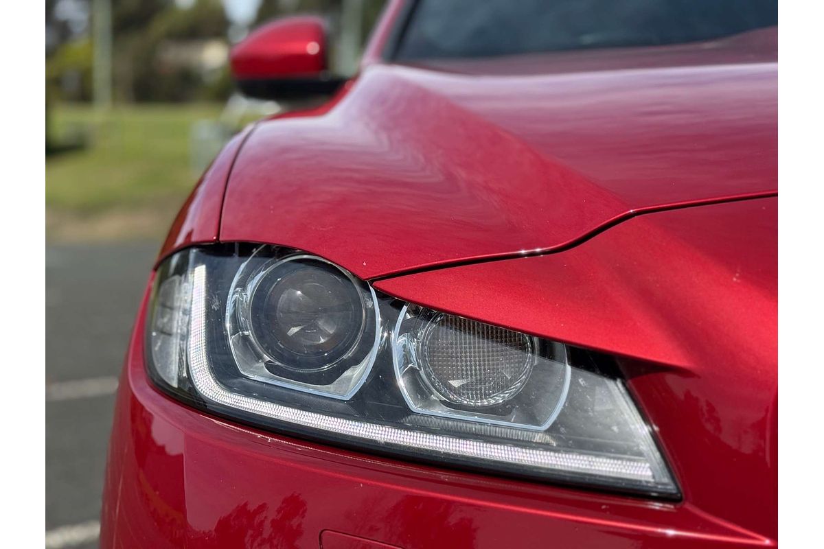 2018 Jaguar F-PACE 30d R-Sport X761