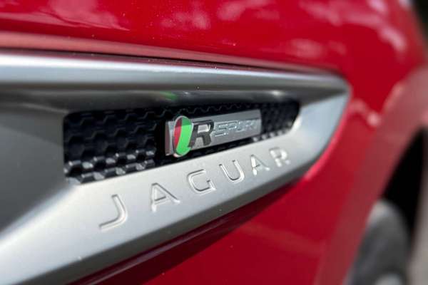 2018 Jaguar F-PACE 30d R-Sport X761